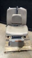 MIDMARK 75 L PROGRAMMABLE POWER EXAM CHAIR