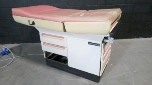 MIDMARK 404 EXAM TABLE