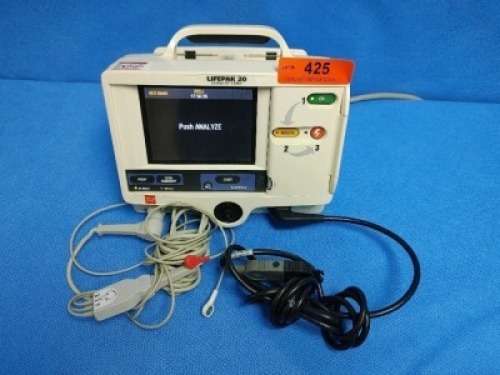 MEDTRONIC LIPEPAK 20 PHYSIO-CONTROL LIFEPAK 20 BIPHASIC DEFIB WITH PACING, 3 LEAD ECG, ANALYZE