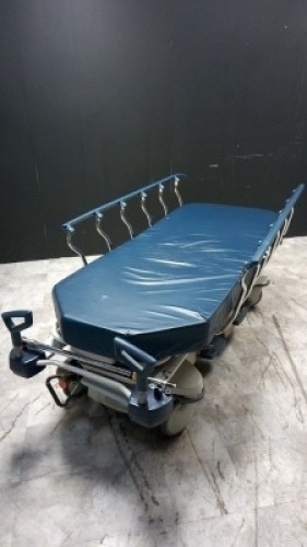 STRYKER 1015 BIG WHEEL STRETCHER