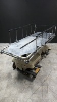 STRYKER 1000 STRETCHER (MISSING WHEEL)