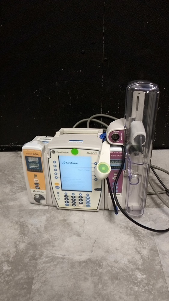 CAREFUSION ALARIS PC INFUSION PUMP WITH ETCO2 MODULE AND ALARIS PC MODULE