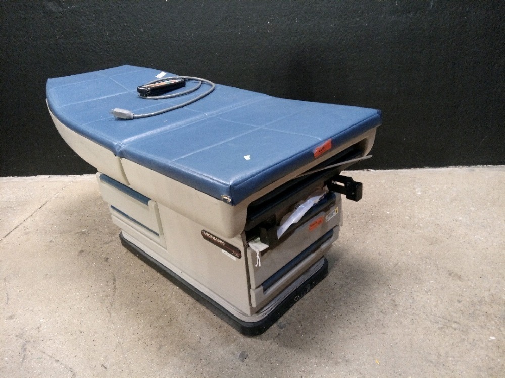 MIDMARK 405 EXAM TABLE