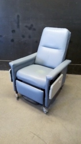 CHAMPION RECLINER