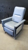 CHAMPION RECLINER