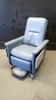 CHAMPION RECLINER