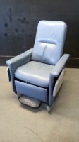 CHAMPION RECLINER