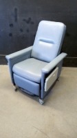 CHAMPION RECLINER