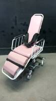 HAUSTED VIC STRETCHER CHAIR