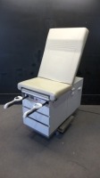 RITTER/MIDMARK 108 EXAM TABLE