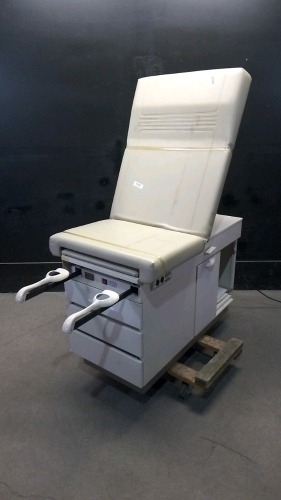 RITTER/MIDMARK 108 EXAM TABLE