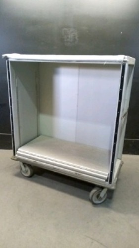 METRO T543A LINEN CART