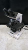 SEILER MICROLUX LAB MICROSCOPE WITH 2 EYEPIECES (WF10X, DIN/18MM) AND 4 OBJECTIVES (4, 10, 40, 100)