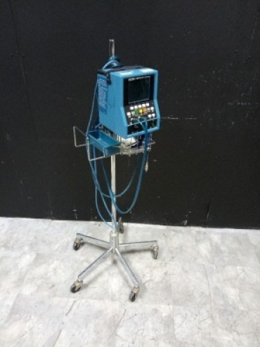 CRITIKON DINAMAP PLUS VITAL SIGN MONITOR ON ROLLING STAND