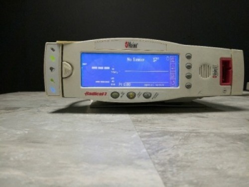 MASIMO RADICAL 7 PULSE OX