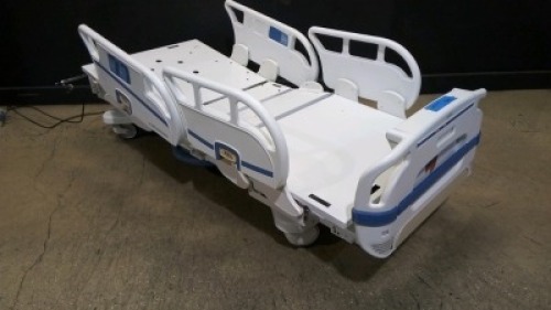 STRYKER 3005 S3 HOSPITAL BED WITH HEAD & FOOTBOARD (CHAPERONE WITH ZONE CONTROL, BED EXIT, SCALE)