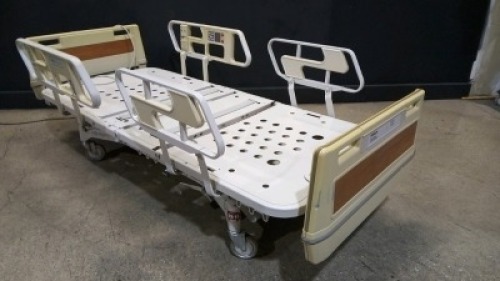 HILL-ROM ADVANCE SERIES HOSPITAL BED