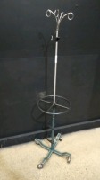 IV POLE