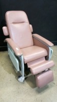 RECLINER