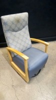 RECLINER