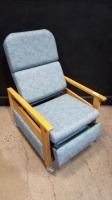 RECLINER