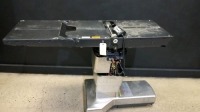 AMSCO 3085SP OR TABLE WITH HAND CONTROL
