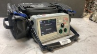 ZOLL E-SERIES BIPHASIC DEFIB WITH PACING, 12 LEAD ECG, CO2, SPO2, NIBP, ANALYZE, BATTERY