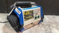 ZOLL M-SERIES BIPHASIC DEFIB WITH PACING, 12 LEAD ECG, CO2, SPO2, NIBP, ANALYZE