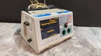 ZOLL M-SERIES BIPHASIC DEFIB WITH PACING, 3 LEAD ECG, ANALYZE, BATTERY