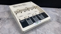 MEDTRONIC/PHYSIO-CONTROL SYSTEM 2 BATTERY CHARGER