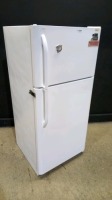 FRIGIDAIRE REFRIGERATOR
