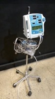 JOHNSON & JOHNSON DINAMAP COMPACT TS PATIENT MONITOR ON ROLLING STAND