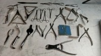 LOT OF VARIOUS INSTRUMENTS