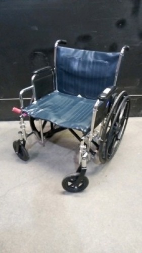 MEDLINE EXCEL EXTRA-WIDE WHEELCHAIR