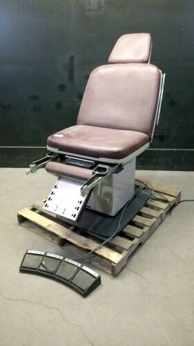 MIDMARK 75 ANNIVERSARY POWER EXAM CHAIR WITH FOOT CONTROL