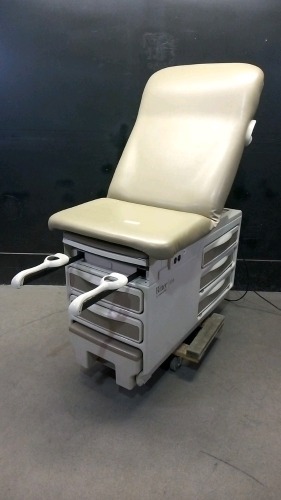 RITTER/MIDMARK 204 EXAM TABLE