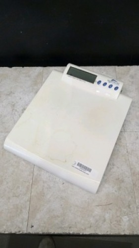 SUMMIT S6600 SCALE