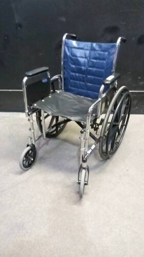 INVACARE MG WHEELCHAIR