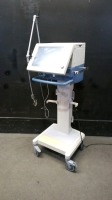 DRAGER EVITA XL VENTILATOR WITH CO2 SENSOR ON ROLLING STAND (SW 7.06)(SN 8414900-18ARWD-0279)