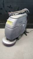 TENNANT T3 FAST FLOOR SCRUBBER