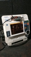 MEDTRONIC LIFEPAK 12 DEFIB WITH ECG,PACING,ANALYZE,NIBP,SPO2,BATTERIES