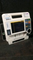 MEDTRONIC LIFEPAK 12 DEFIB WITH ECG,PACING,ANALYZE,BATTERIES,PADDLES