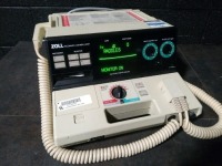 ZOLL DEFIB WITH ECG,PACING,PADDLES