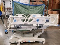 HILL-ROM TOTALCARE P1900 HOSPITAL BED WITH HEAD & FOOTBOARDS