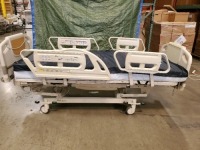 HILL-ROM ADVANTA P1600 HOSPITAL BED WITH HEAD & FOOTBOARD