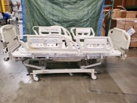 HILL-ROM ADVANTA P1600 HOSPITAL BED WITH HEAD & FOOTBOARD