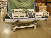 HILL-ROM ADVANTA P1600 HOSPITAL BED WITH HEAD & FOOTBOARD