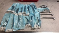 LOT OF LARYNGOSCOPE BLADES