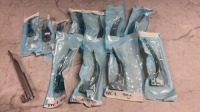 LOT OF LARYNGOSCOPE BLADES