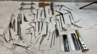 LOT OF VARIOUS INSTRUMENTS